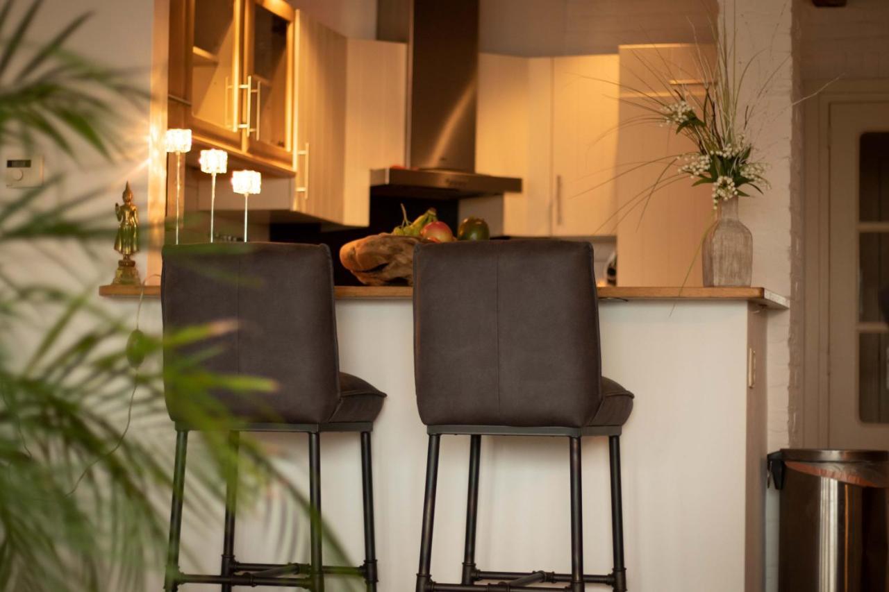Guesthouse Bednboot Met Terras Aan Het Water Rijpwetering Exterior foto