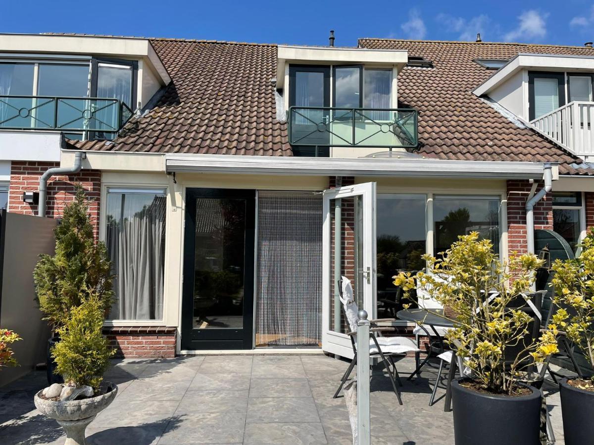 Guesthouse Bednboot Met Terras Aan Het Water Rijpwetering Exterior foto