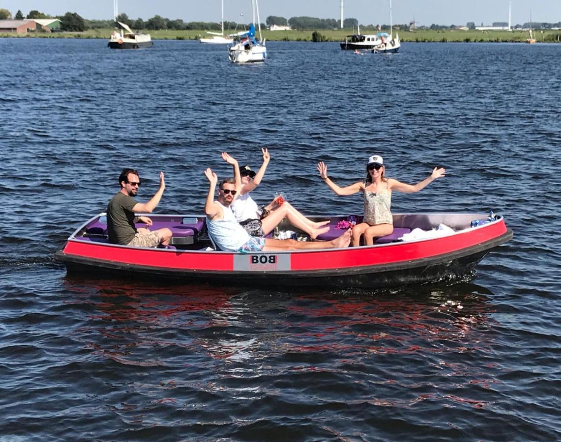 Guesthouse Bednboot Met Terras Aan Het Water Rijpwetering Exterior foto